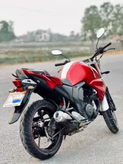 YAMAHA FZS FI V2